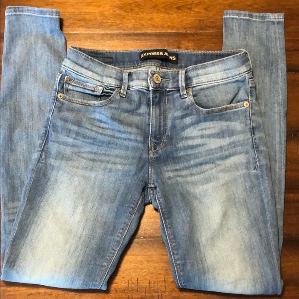 Women’s Express Jeans